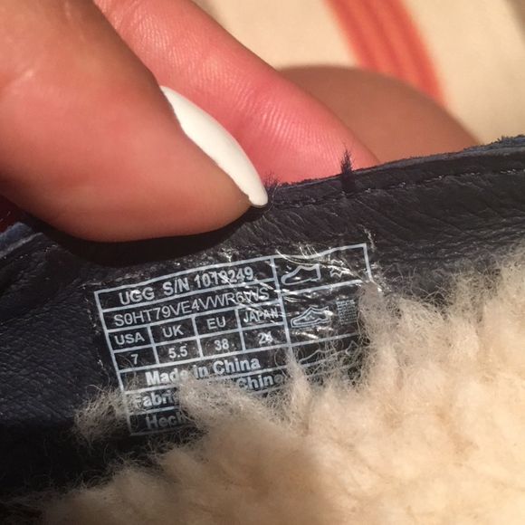 Ugg Womens Tamera Suede Navy Loafers - Picture 4 of 5